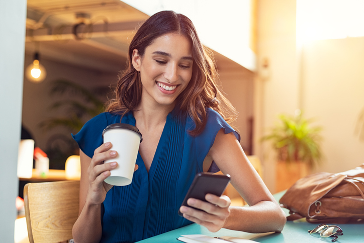Cisco WebEx - Business Woman using smartphone